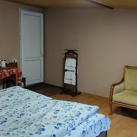 Guesthouse Mabu - 4 Newly Built Rooms In The Heart Of Μέστια Εξωτερικό φωτογραφία